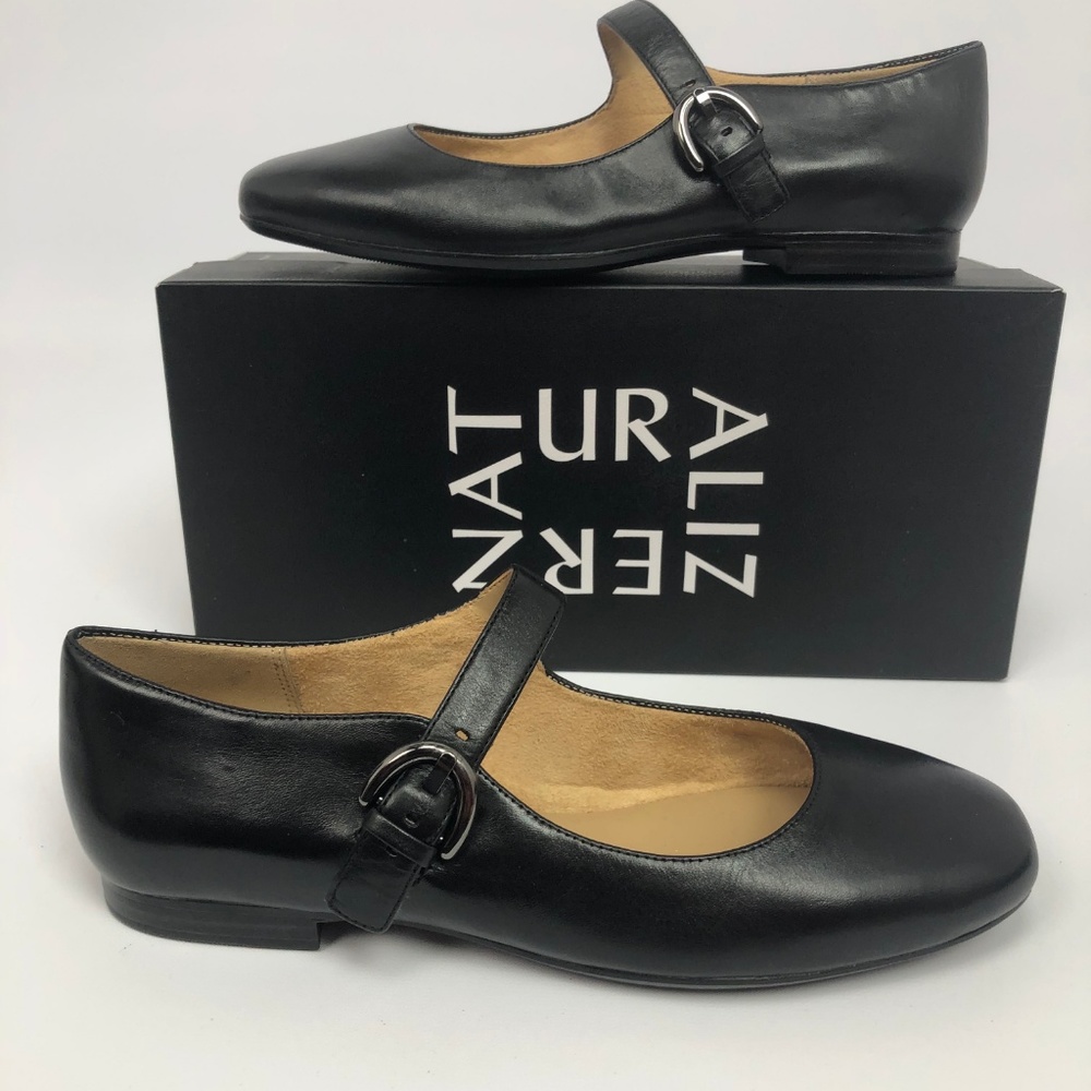 Naturalizer Womens Erica Flats Black 7.5M